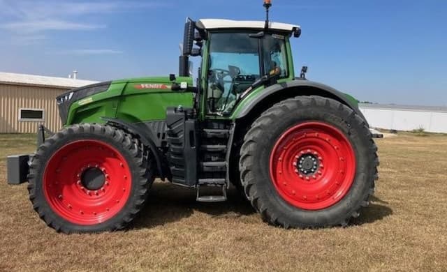 Image of Fendt 1038 Vario equipment image 2