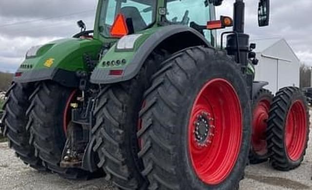Image of Fendt 1042 Vario equipment image 3