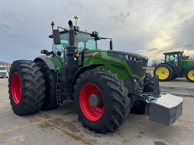 Image of Fendt 1046 Vario equipment image 2