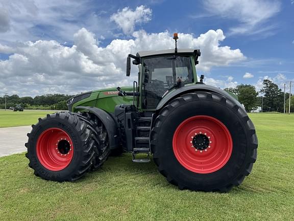 Image of Fendt 1050 Vario equipment image 1