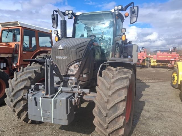 Image of Fendt 716 Vario equipment image 3