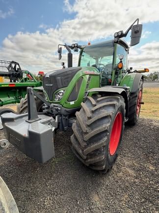 2021 Fendt 718 Vario Equipment Image0