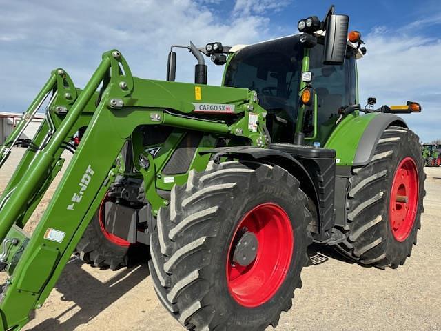 Image of Fendt 718 Vario equipment image 2