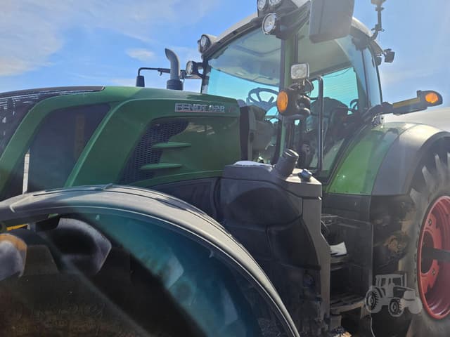 Image of Fendt 828 Vario equipment image 1