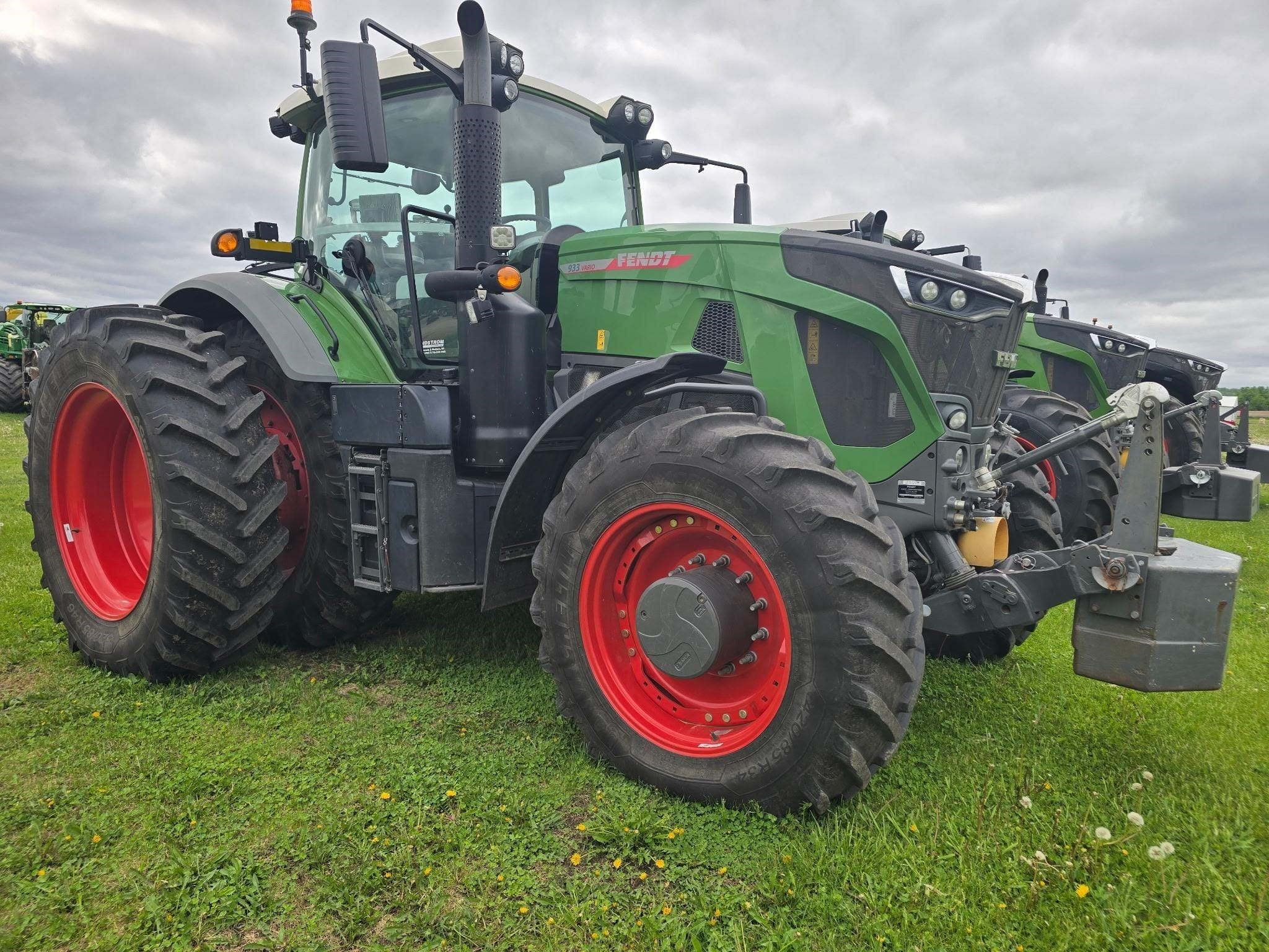 2021 Fendt 933 Vario Equipment Image0