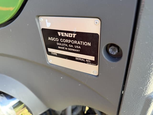 Image of Fendt 933 Vario equipment image 1