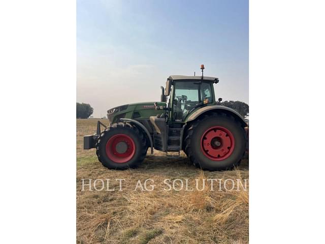 Image of Fendt 933 Vario equipment image 1