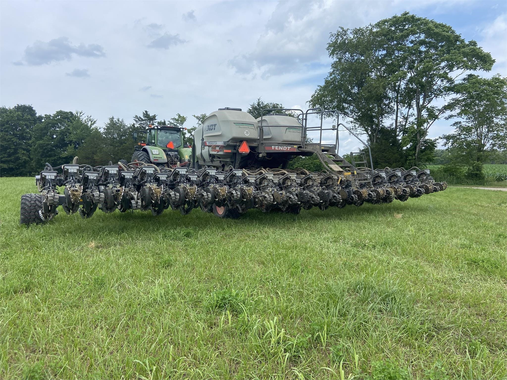 2021 Fendt Momentum 32 Equipment Image0
