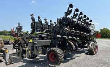 Main image Fendt Momentum 16