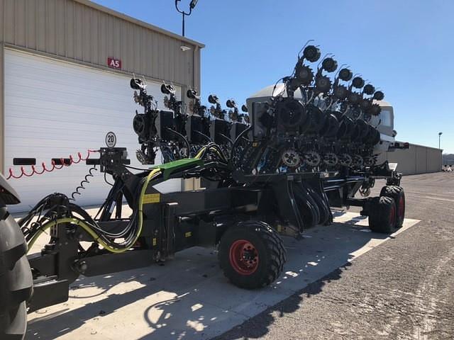 Image of Fendt Momentum 16 equipment image 4