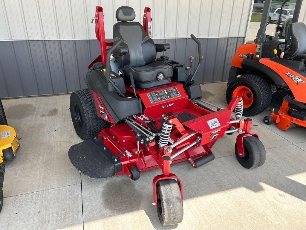 2021 Ferris ISX3300BVE4060SS Equipment Image0