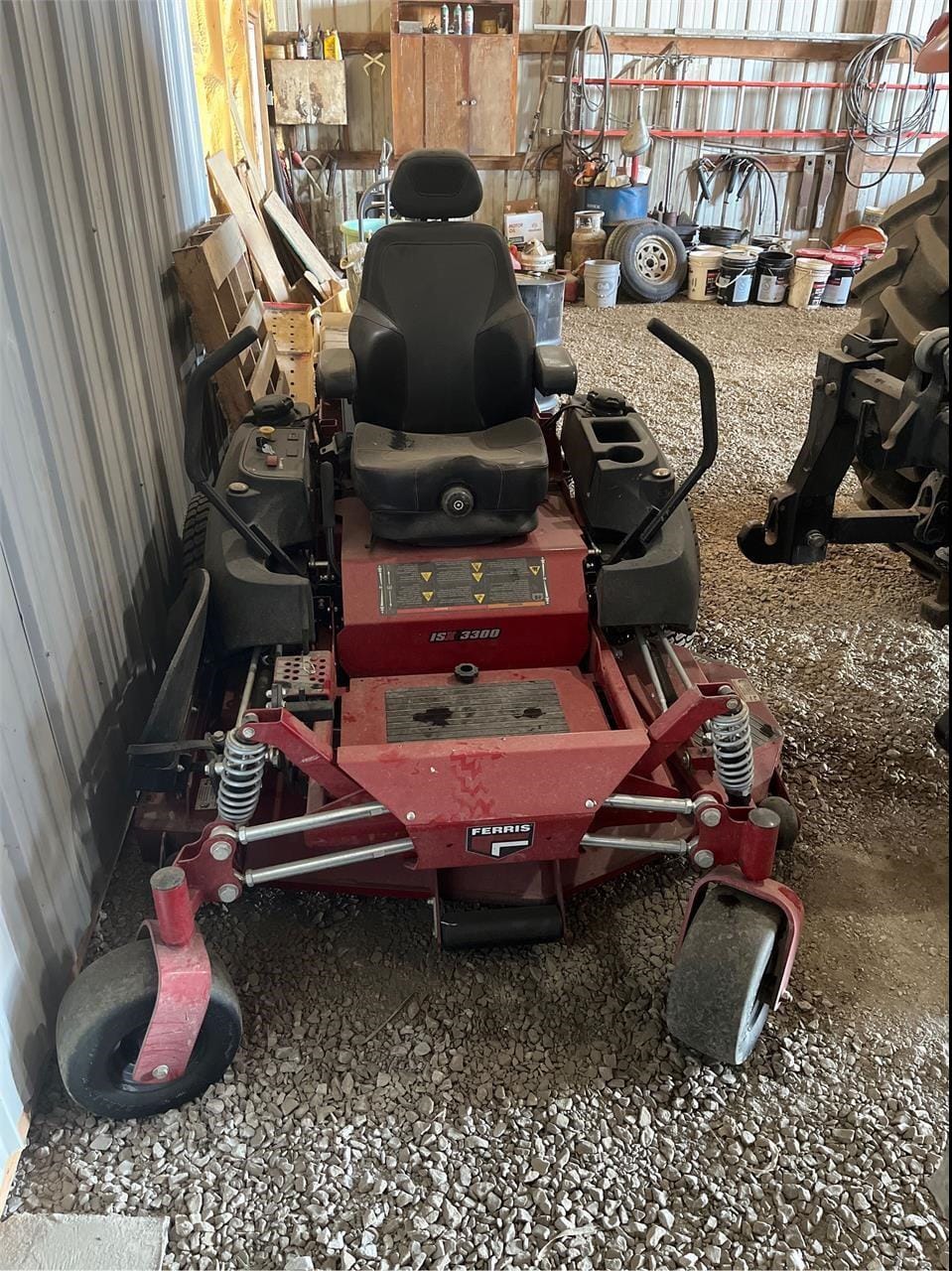 2021 Ferris ISX3300 Equipment Image0