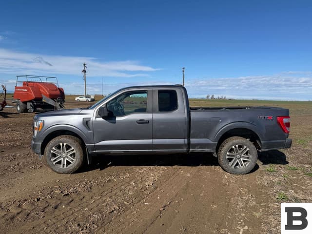 Image of Ford F-150 equipment image 2