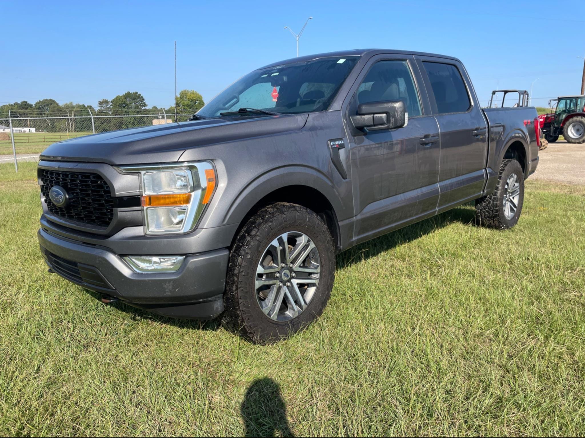 2021 Ford F-150 Equipment Image0