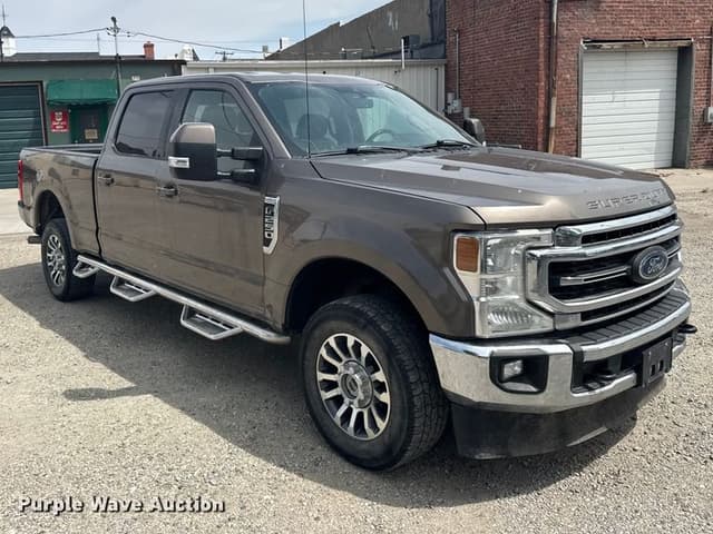 Image of Ford F-250 equipment image 2