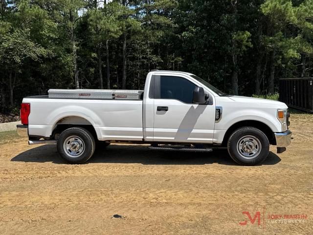 Image of Ford F-250 equipment image 1