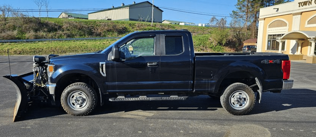 Image of Ford F-350 Primary image
