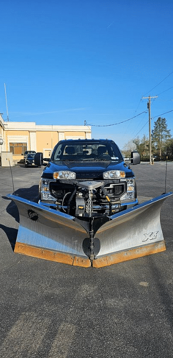 Image of Ford F-350 equipment image 3