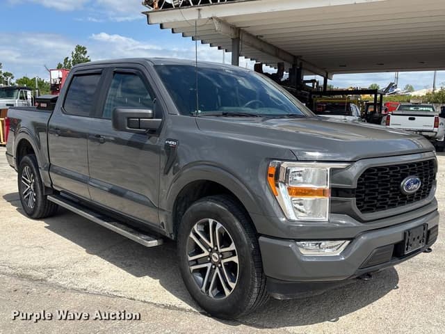 Image of Ford F-150 equipment image 2