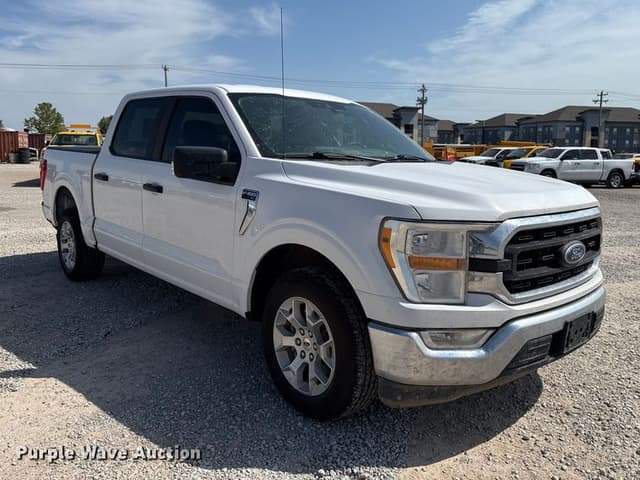 Image of Ford F-150 equipment image 2