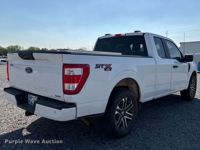 Image of Ford F-150 equipment image 4
