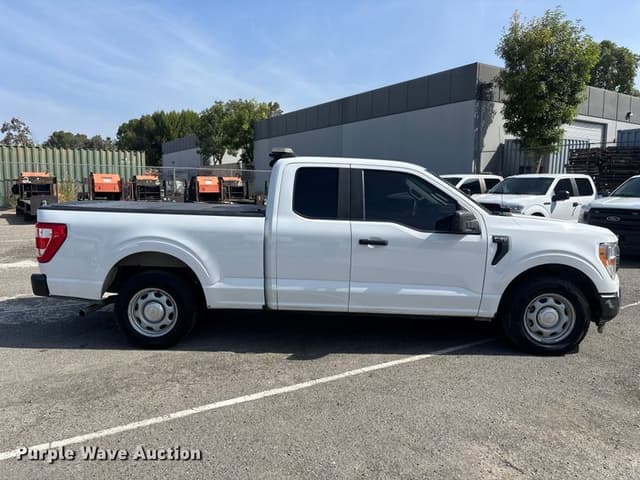 Image of Ford F-150 equipment image 3