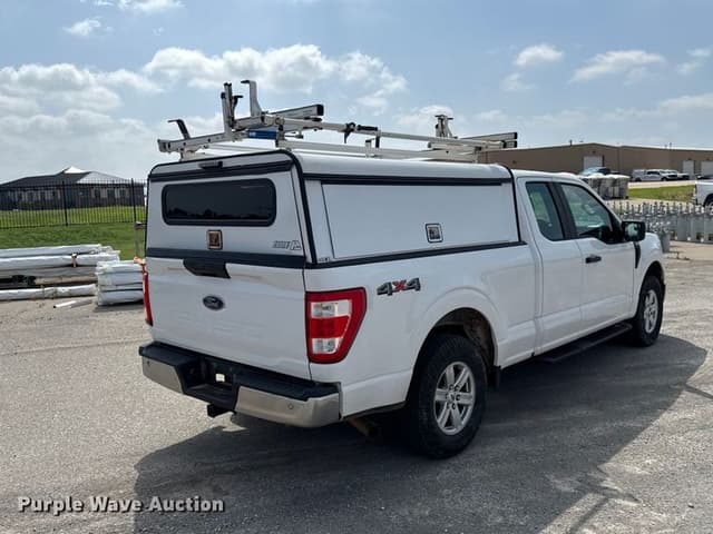 Image of Ford F-150 equipment image 4