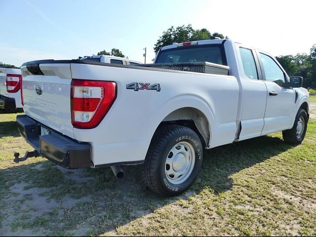 Image of Ford F-150 equipment image 3