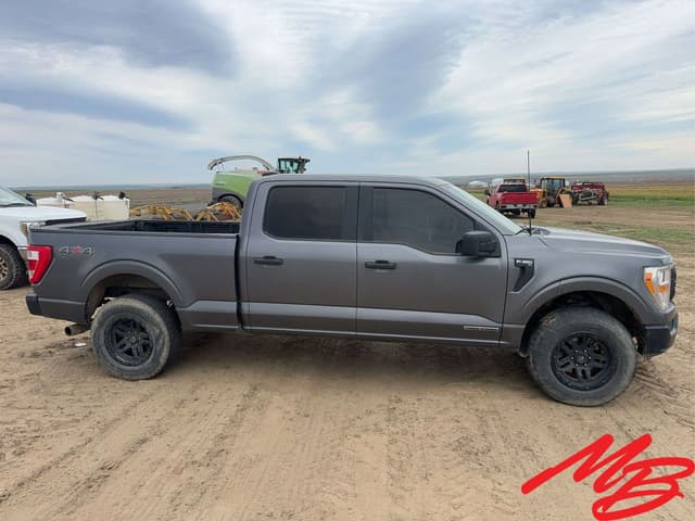 Image of Ford F-150 equipment image 3