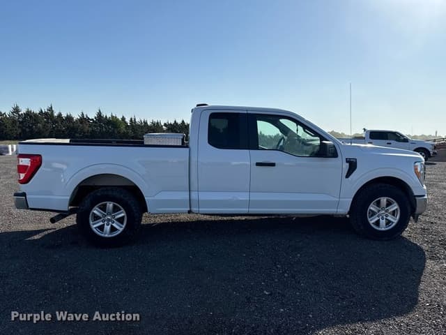 Image of Ford F-150 equipment image 3