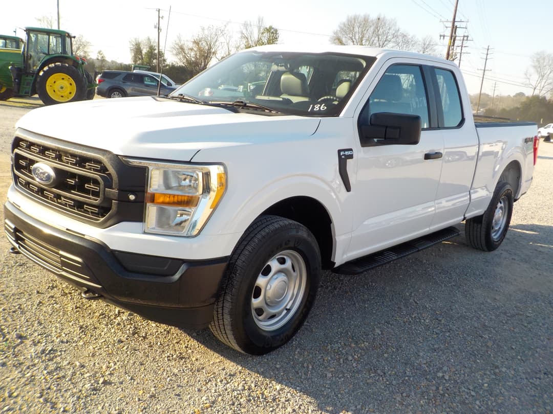 Image of Ford F-150 Primary image