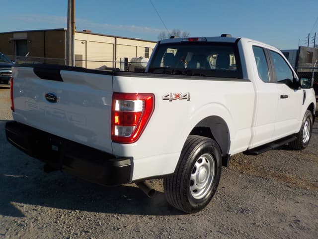 Image of Ford F-150 equipment image 2