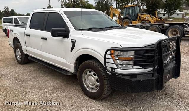 Image of Ford F-150 equipment image 2