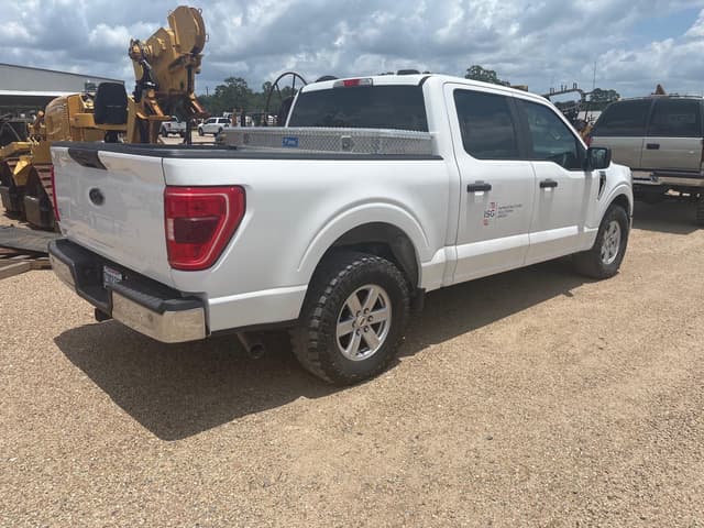 Image of Ford F-150 equipment image 2