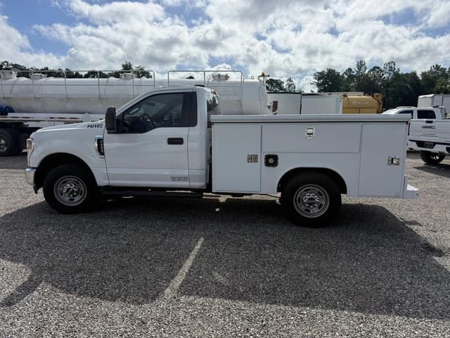 Image of Ford F-250 equipment image 1