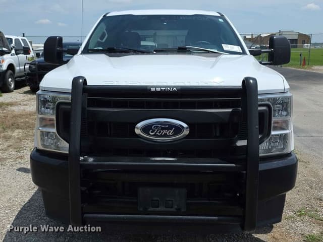 Image of Ford F-250 equipment image 1