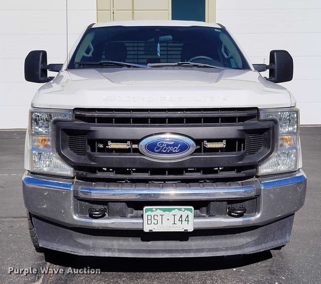 Image of Ford F-250 equipment image 1