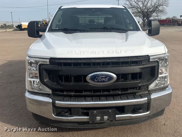 Image of Ford F-250 equipment image 1