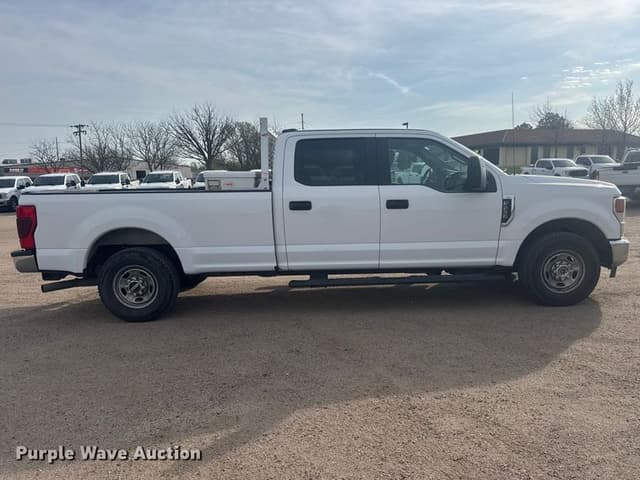 Image of Ford F-250 equipment image 3