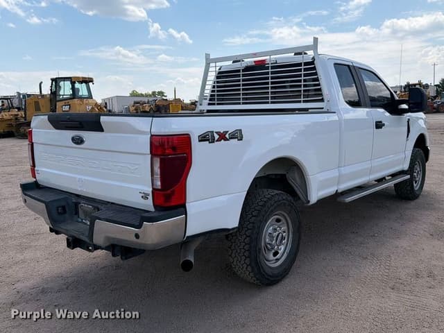 Image of Ford F-250 equipment image 4