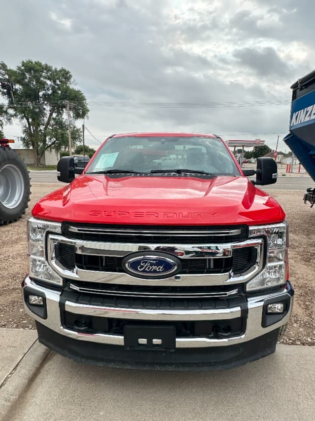 Image of Ford F-250 equipment image 2
