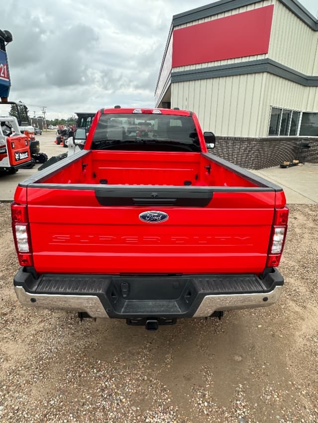 Image of Ford F-250 equipment image 3