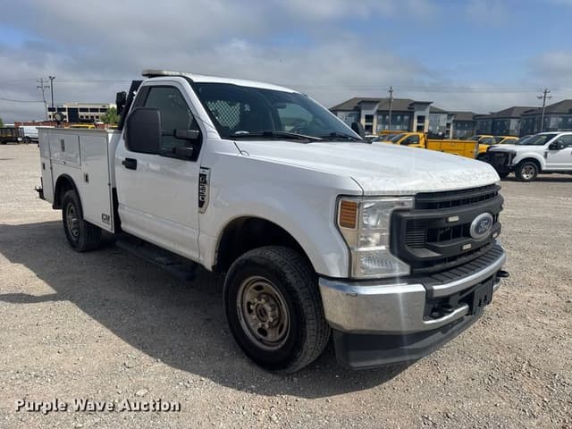 Image of Ford F-250 equipment image 2