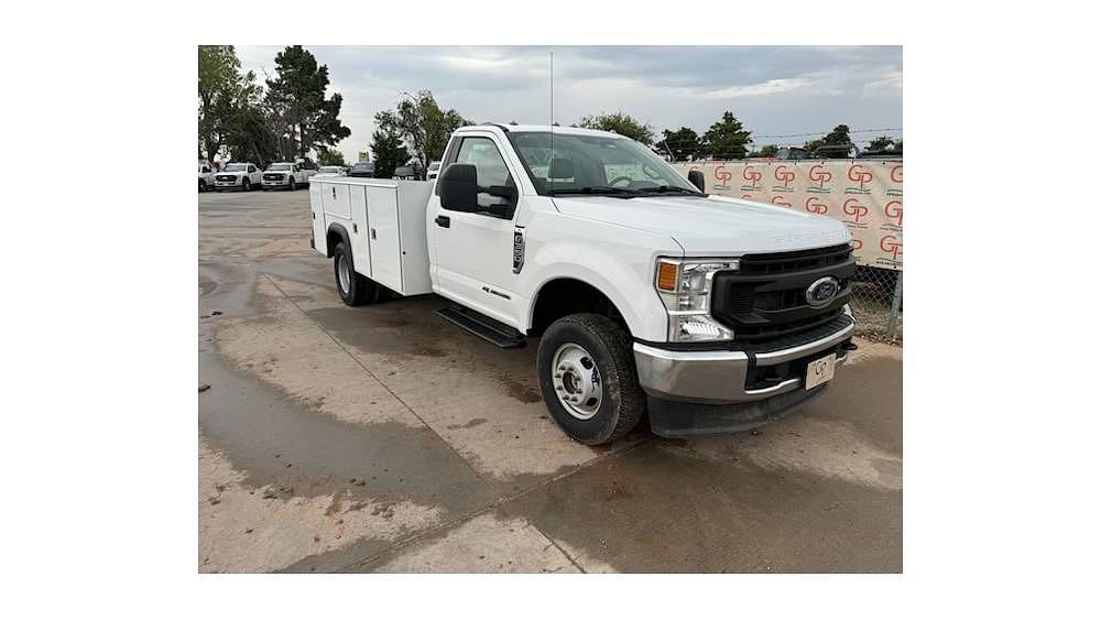 Image of Ford F-350 Primary image