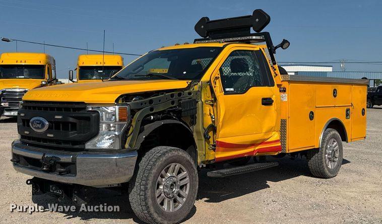 Image of Ford F-350 Primary image