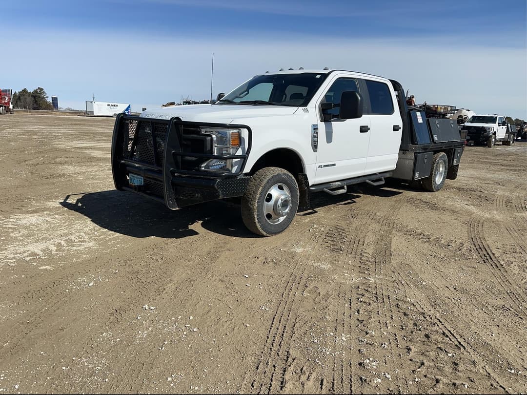 Image of Ford F-350 Primary image