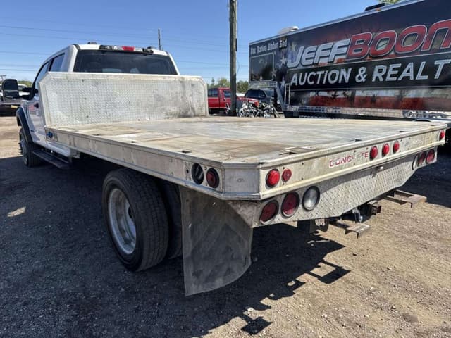 Image of Ford F-550 equipment image 1