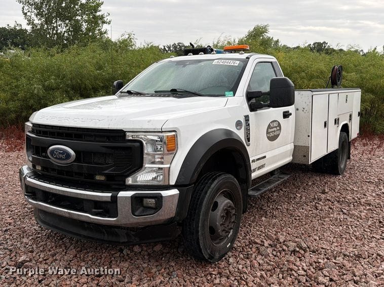 2021 Ford F-550 Equipment Image0