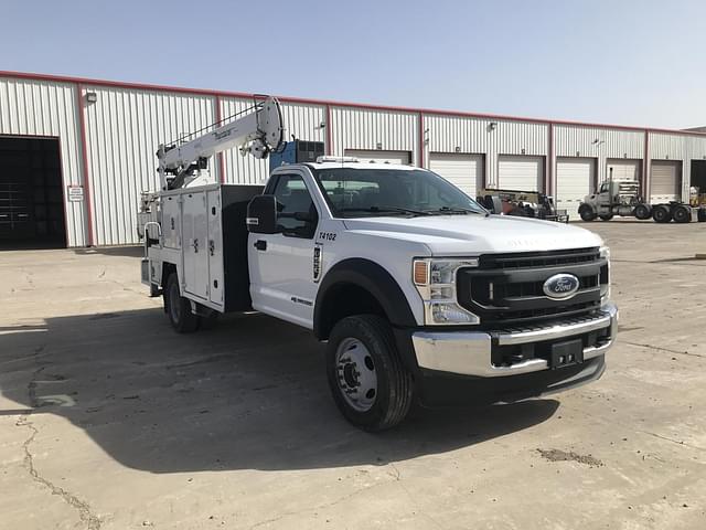 Image of Ford F-550 equipment image 1