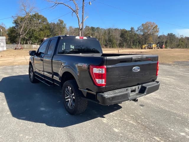 Image of Ford F-150 equipment image 2